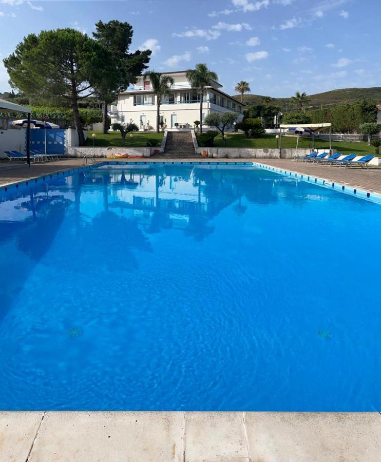 Hotel La Tombola Agropoli Εξωτερικό φωτογραφία