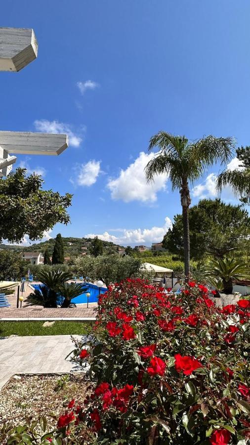 Hotel La Tombola Agropoli Εξωτερικό φωτογραφία