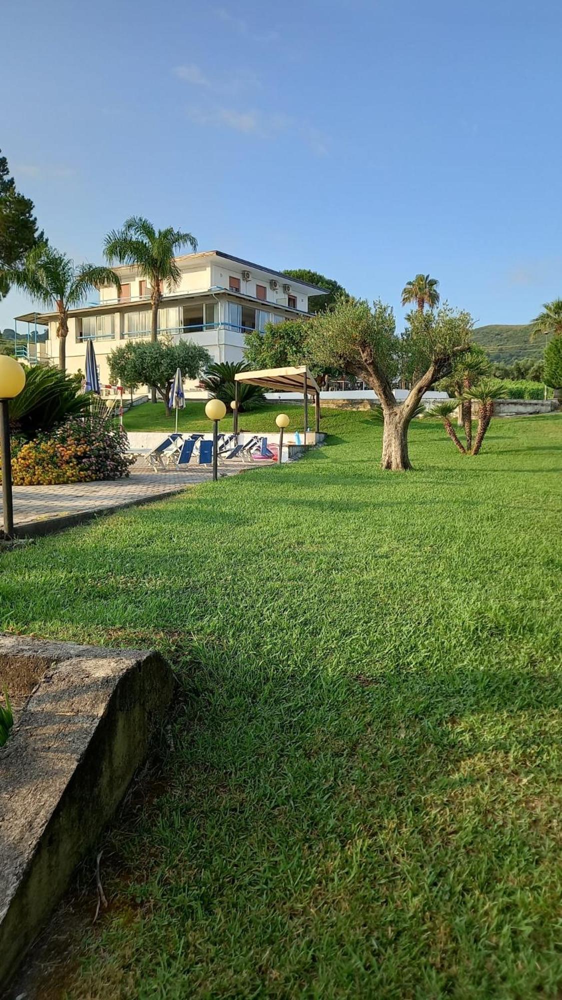 Hotel La Tombola Agropoli Εξωτερικό φωτογραφία